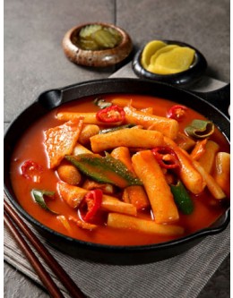 매운 밀가루 떡볶이